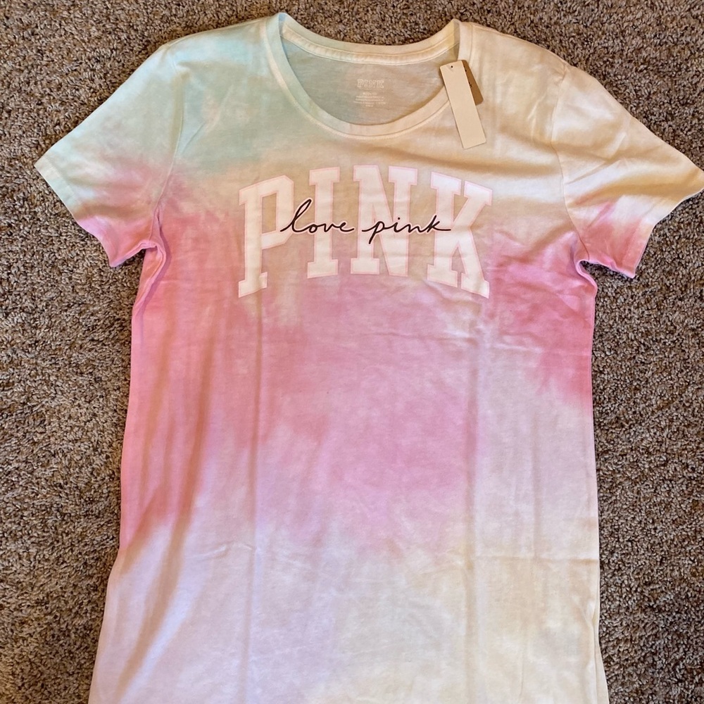 VS PINK RARE HTF NWT Freya tie dye short sleeve tshirt